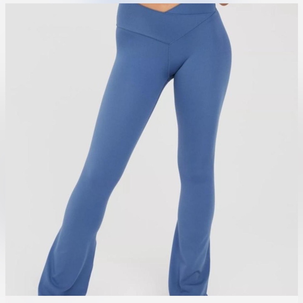 OFFLINE By Aerie OG Groove Flare Legging